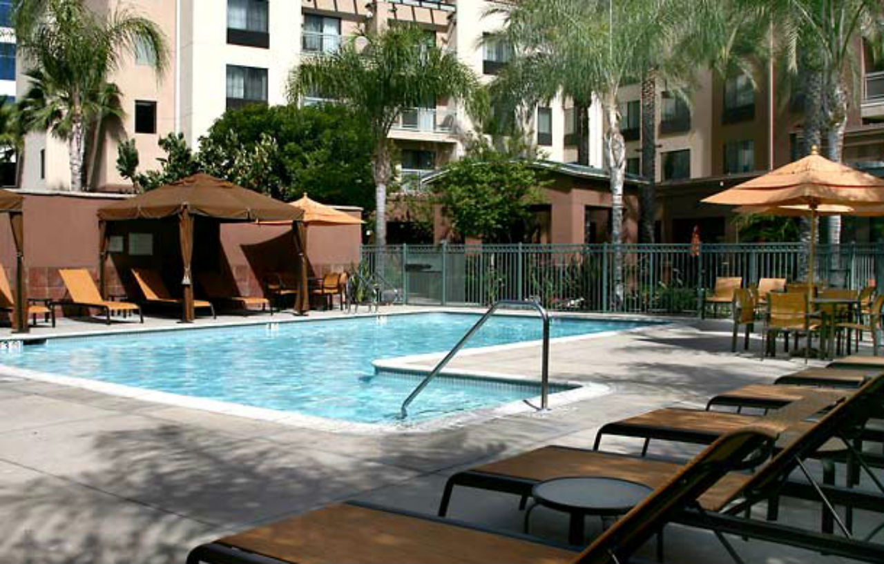Courtyard Los Angeles Burbank Airport Eksteriør billede